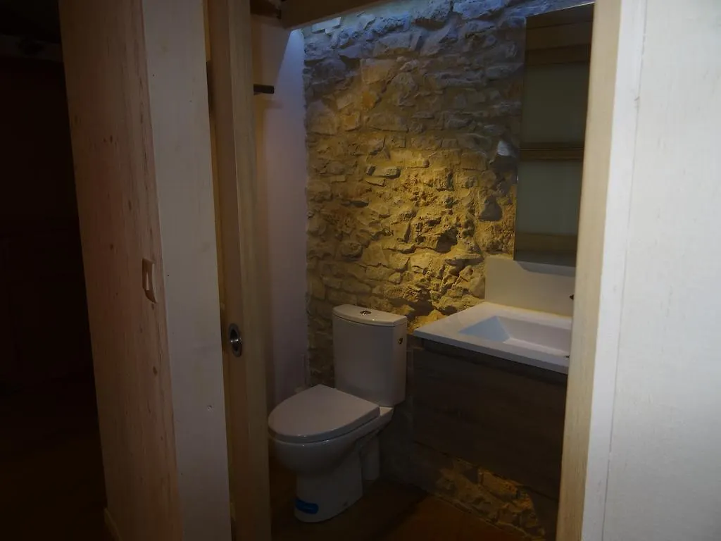 Studio Du Cluzel Pontcirq Frankrike